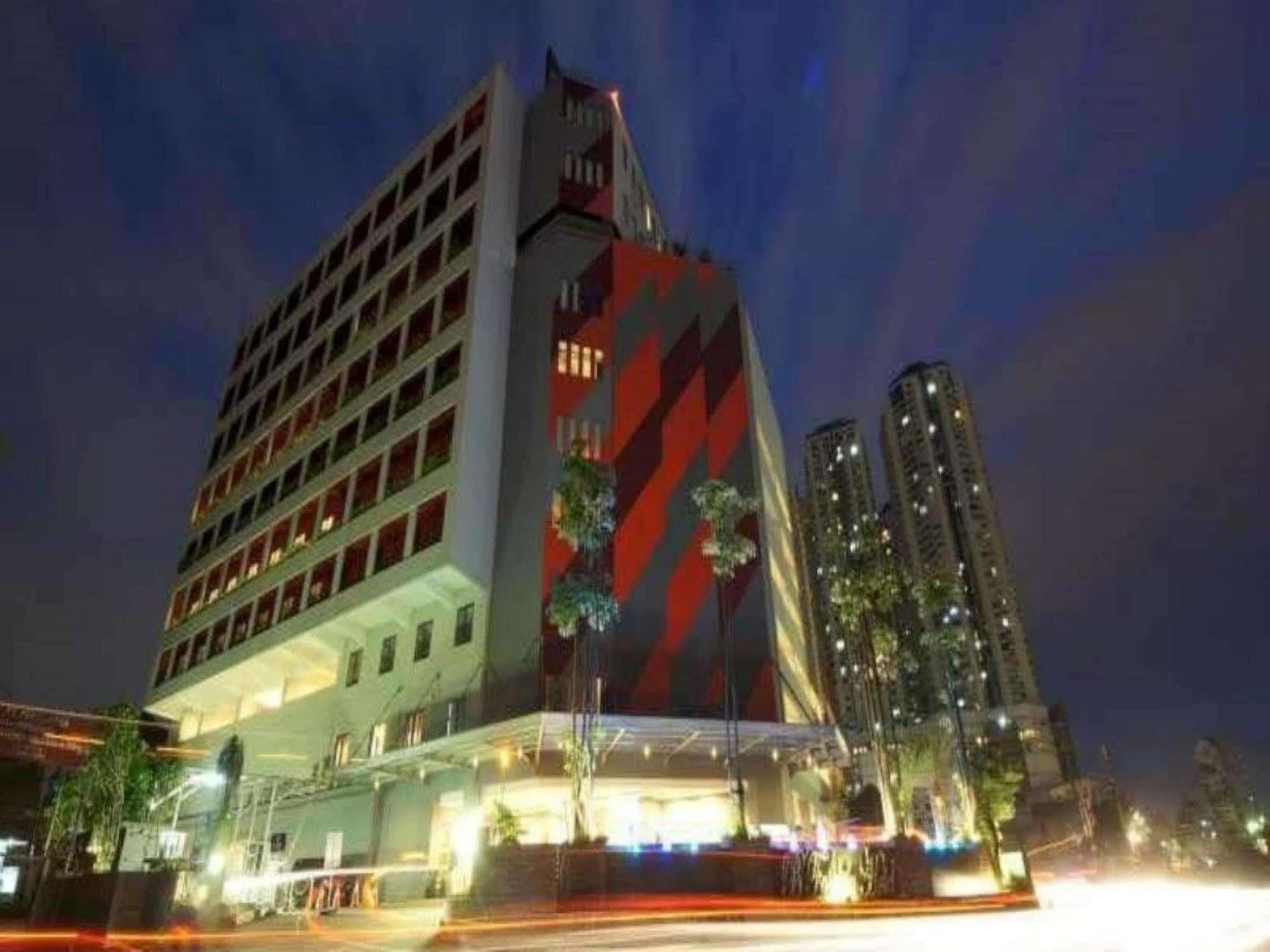 B Fashion Hotel Jakarta Ngoại thất bức ảnh